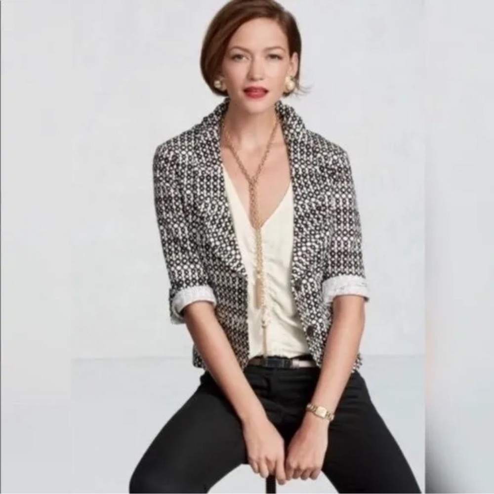 Cabi Black and white DuJour Circle Circle Print Stretch Jacket-8 - Picture 2 of 5